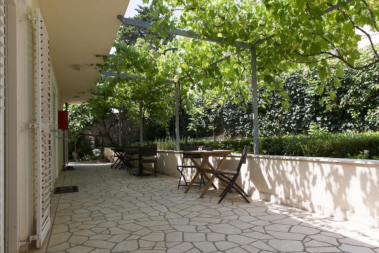 Pansion Maestral Hotel Novi Vinodolski Buitenkant foto