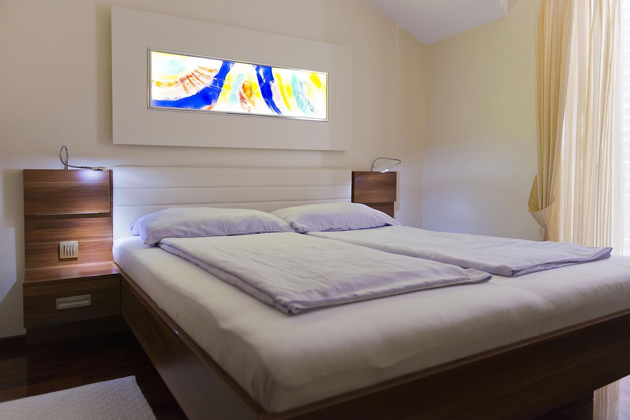 Pansion Maestral Hotel Novi Vinodolski Buitenkant foto